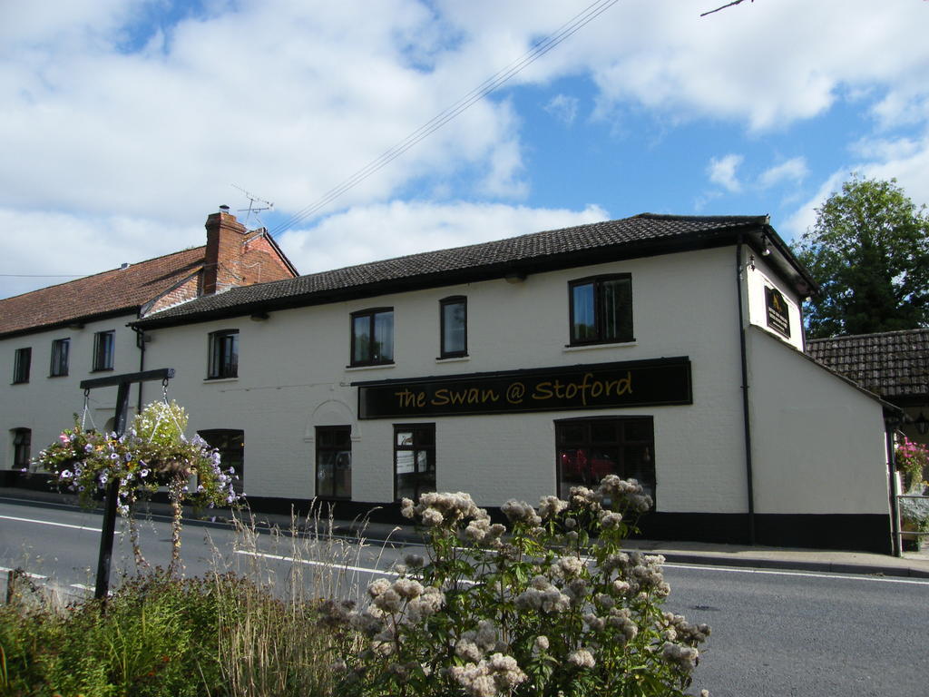 The Swan At Stoford Hotell Stapleford  Exteriör bild